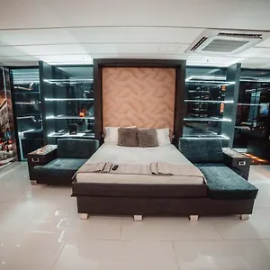 https://suites-apartments.colombiamedellinhotels.com